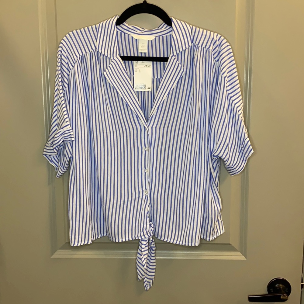 H&M Tie-Hem blouse